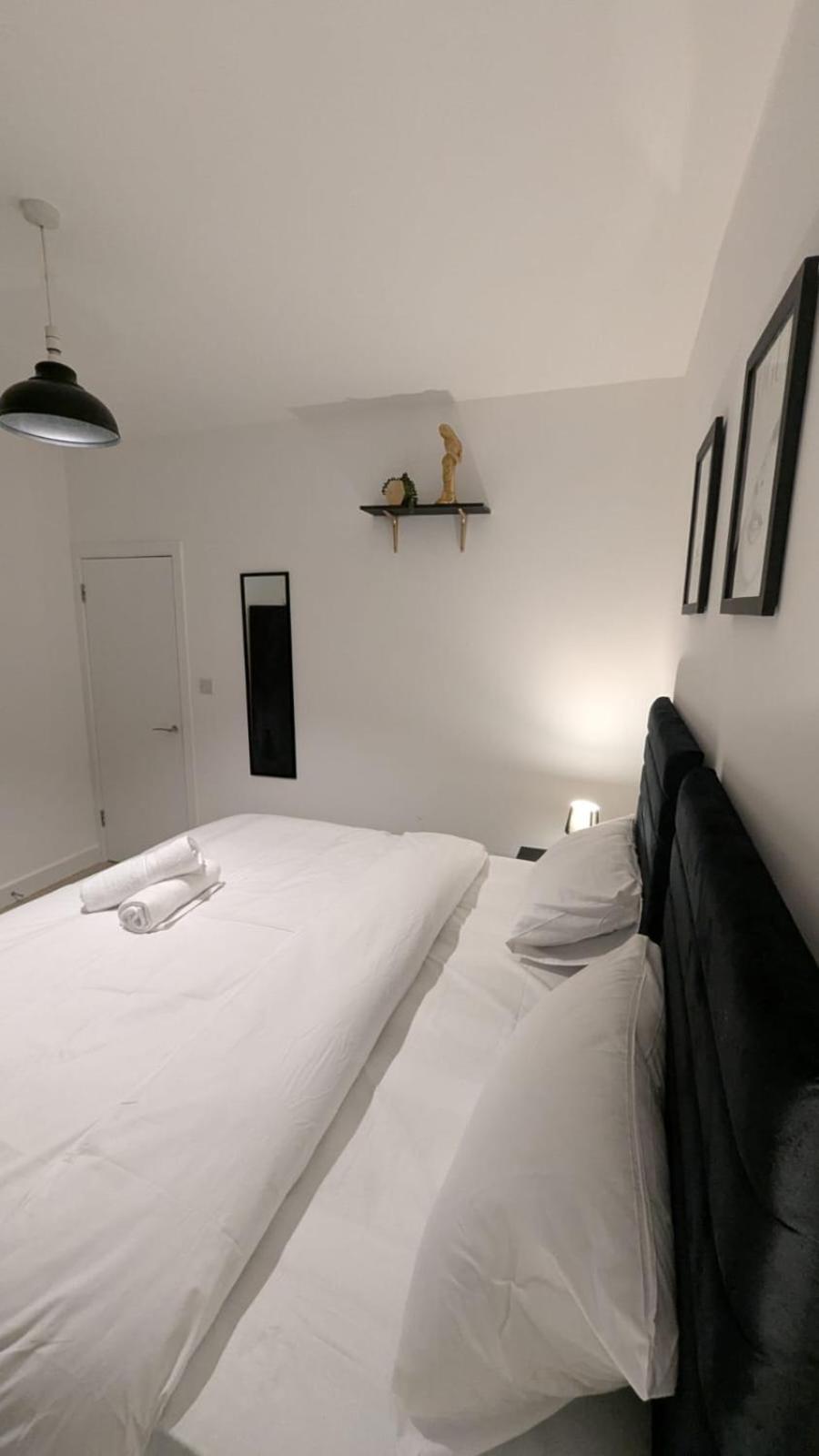 Appartamento Delightful 2 Bed Ground Floor East By Rebby Sleeps 4 Near Canning Town Station Londra