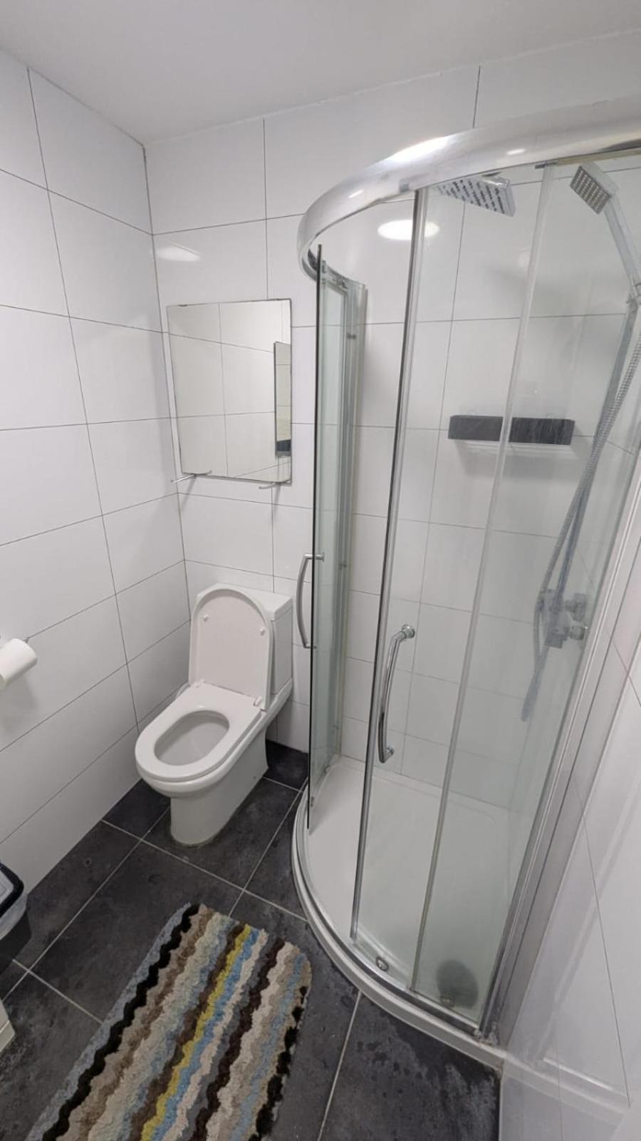 Appartamento Delightful 2 Bed Ground Floor East By Rebby Sleeps 4 Near Canning Town Station Londra